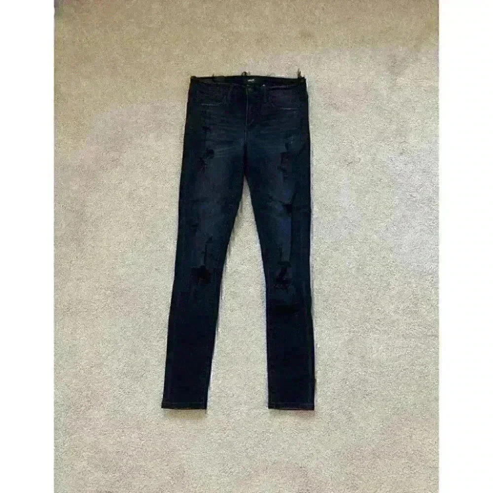 ⭐️ Skinny Jeans